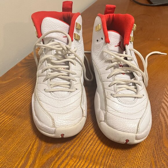 Air Jordan 12 Retro FIBA  Boys 5.5 - Picture 2 of 4